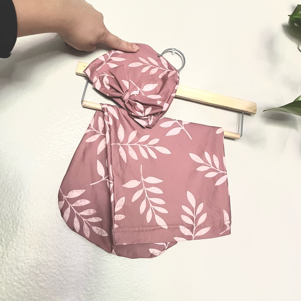 Baby girl swaddle set